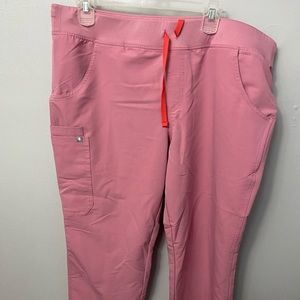 Figs Lade cargo scrub pants- Chalk Pink- XL Petite